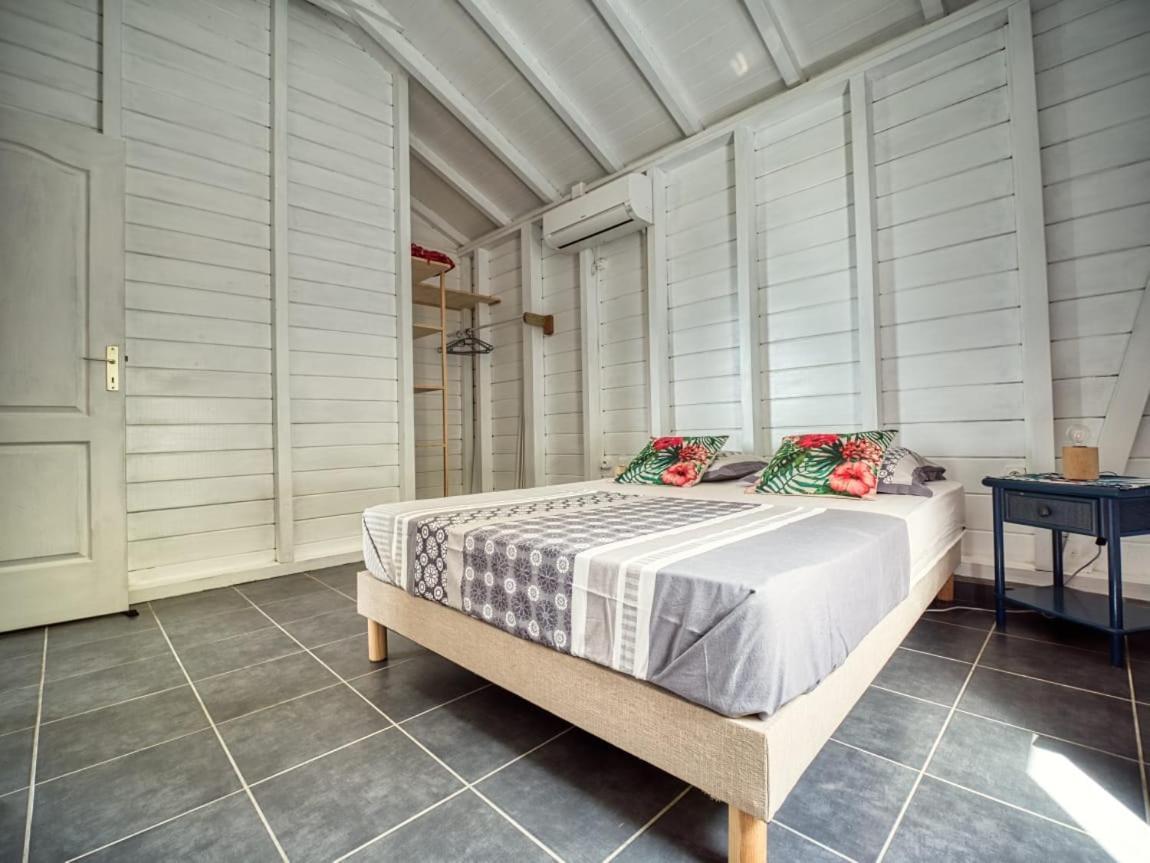 Villa Cana Et Son Spa A Terre De Haut Bagian luar foto